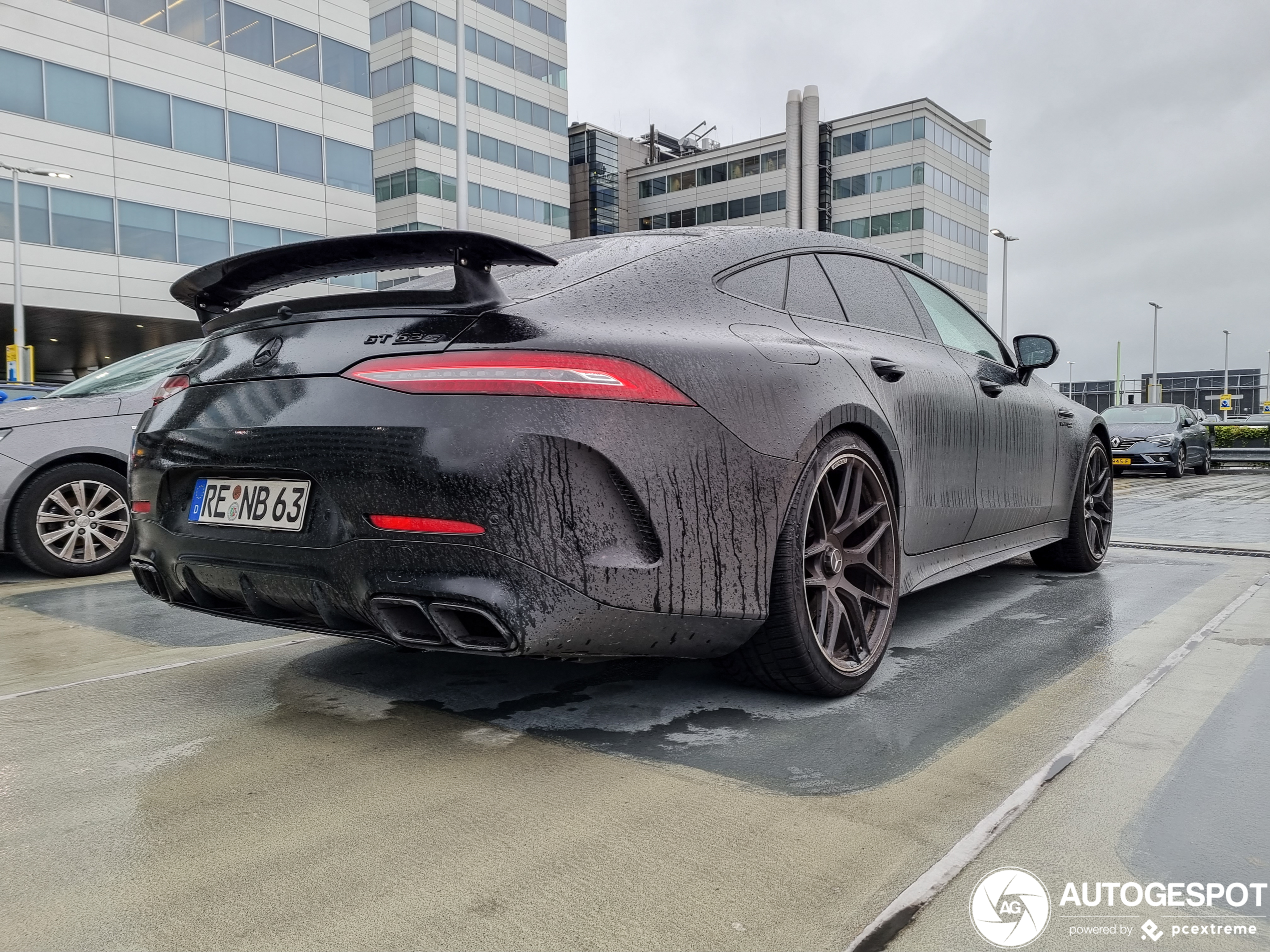 Mercedes-AMG GT 63 S X290