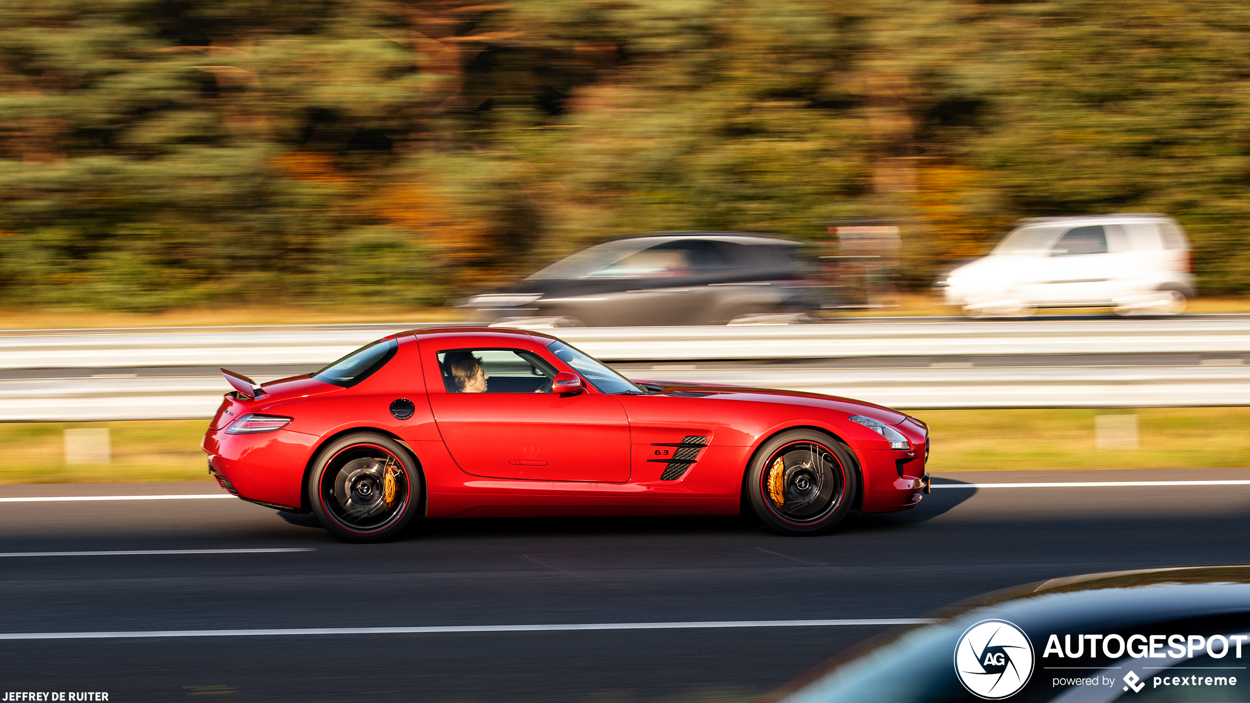 Mercedes-Benz SLS AMG