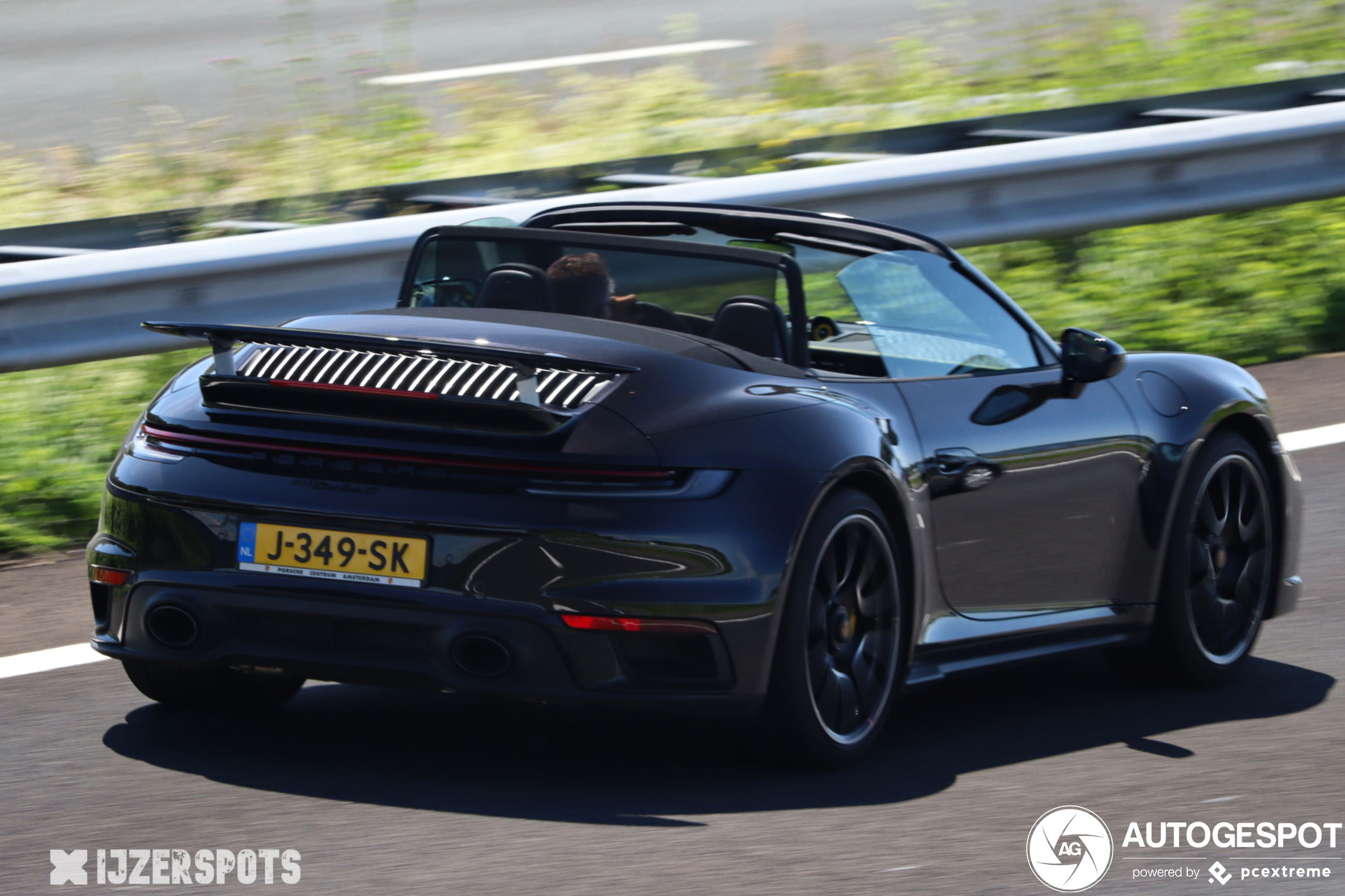 Porsche 992 Turbo S Cabriolet