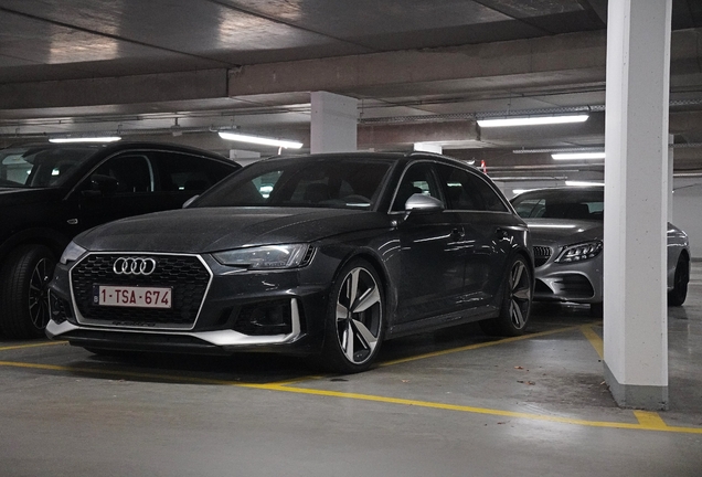 Audi RS4 Avant B9