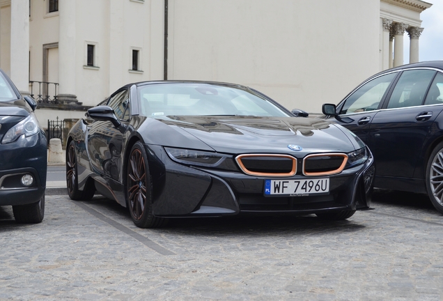 BMW i8 Roadster Ultimate Sophisto Edition