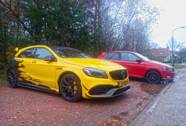 Mercedes-AMG A 45 W176 2015