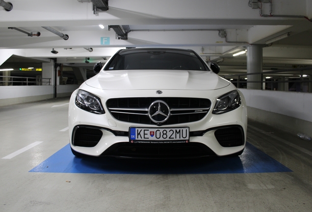 Mercedes-AMG E 63 S W213