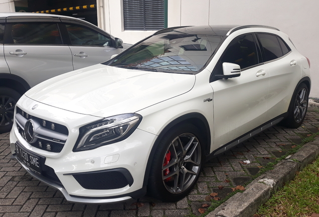 Mercedes-Benz GLA 45 AMG X156