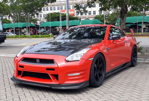 Nissan GT-R HKS GT600R