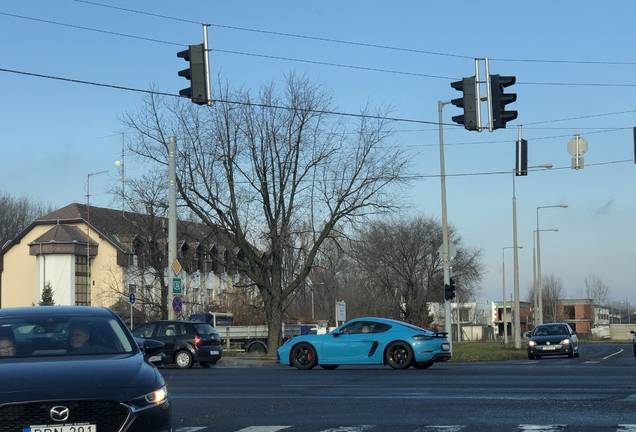 Porsche 718 Cayman GTS