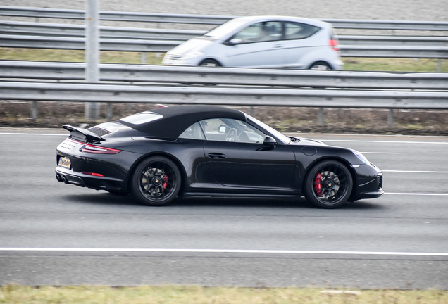 Porsche 991 Carrera 4 GTS Cabriolet MkII