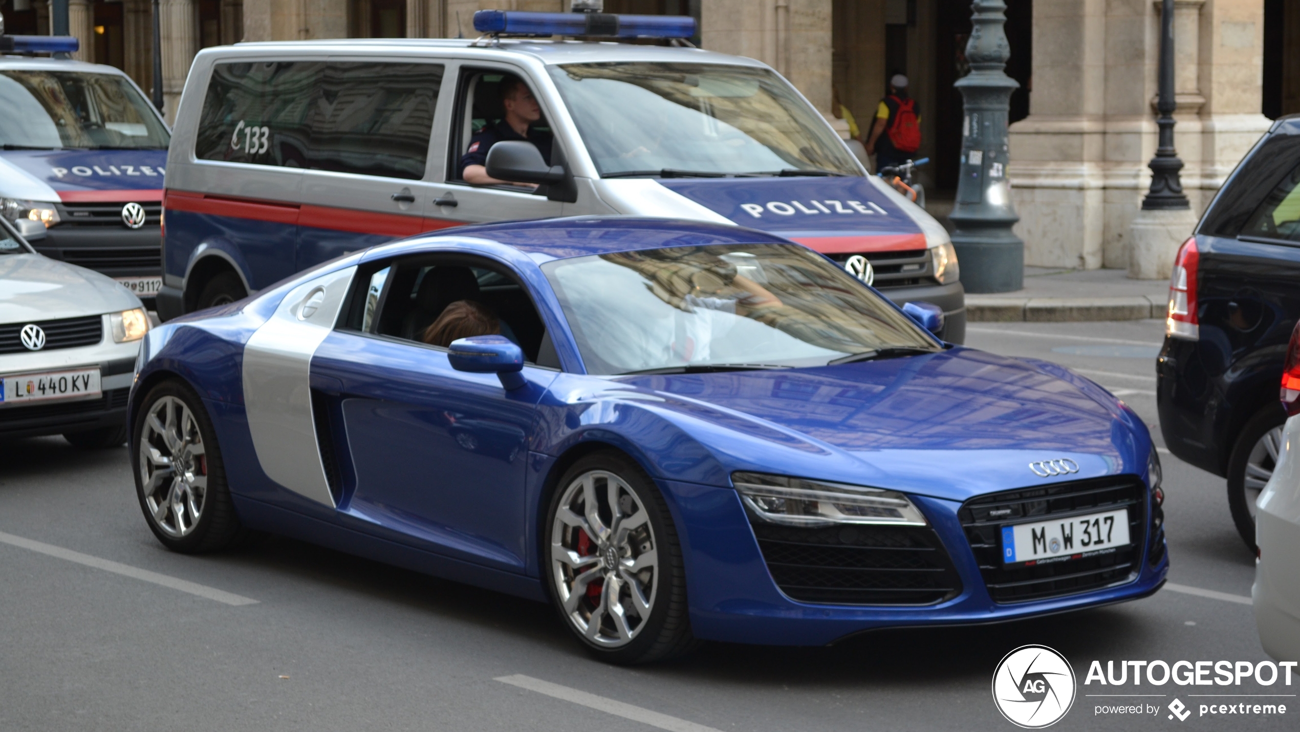 Audi R8 2013