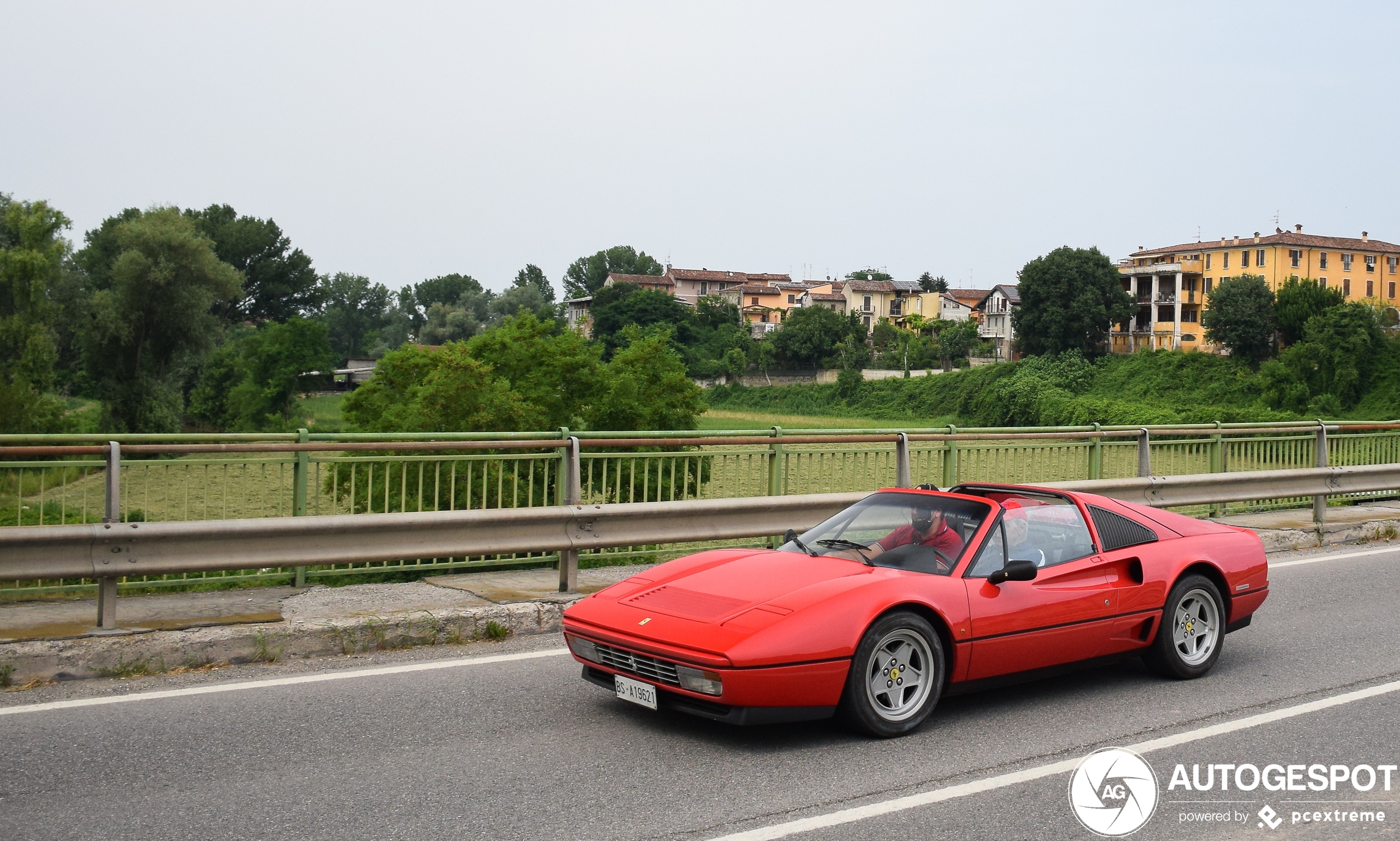 Ferrari GTS Turbo