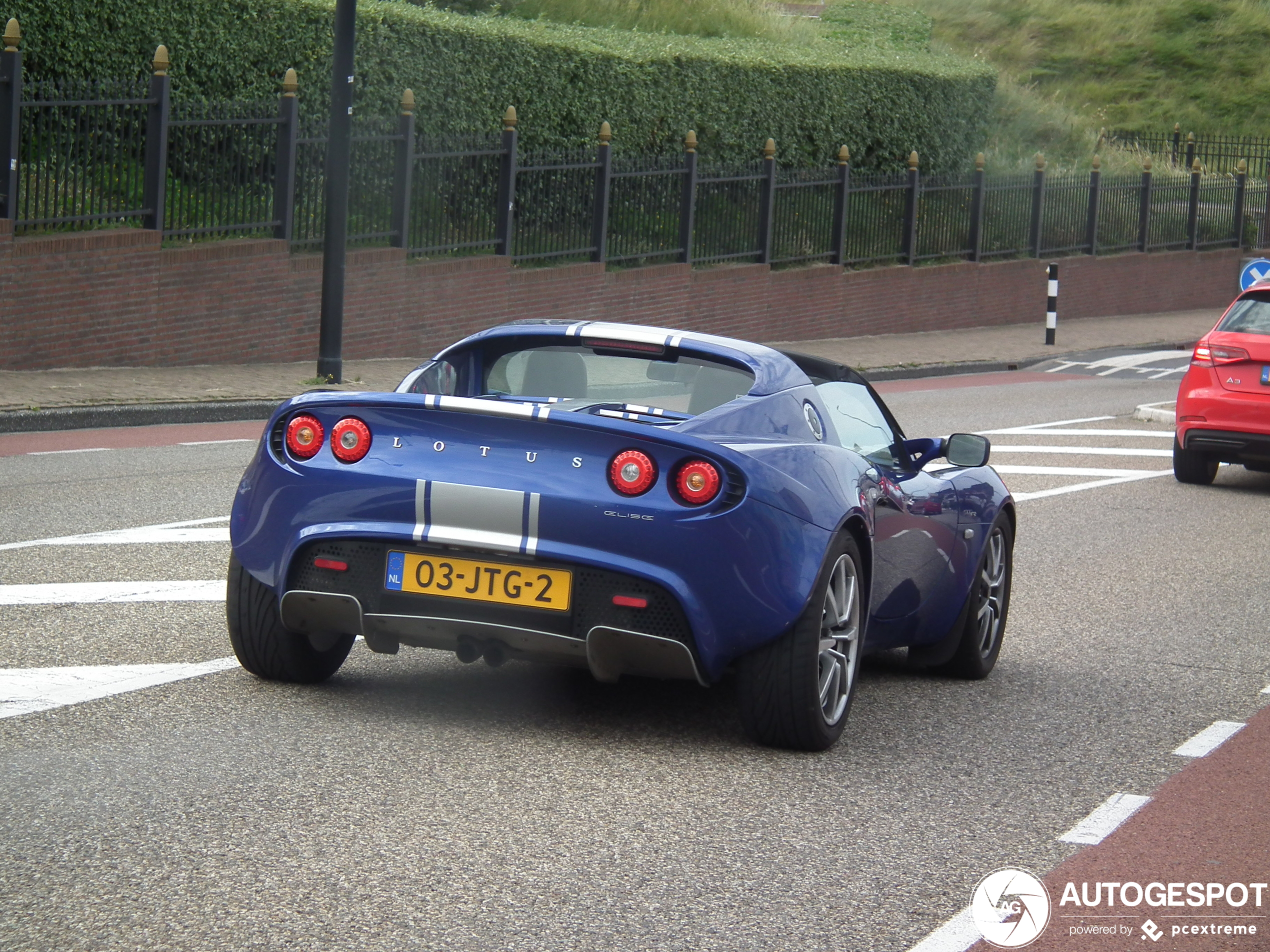 Lotus Elise S2 111R