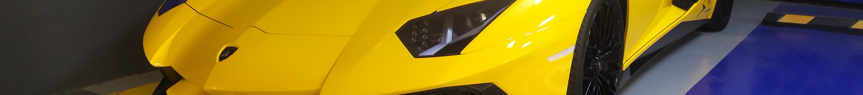 Lamborghini Aventador LP750-4 SuperVeloce Roadster