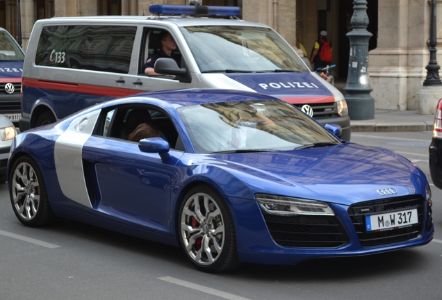 Audi R8 2013