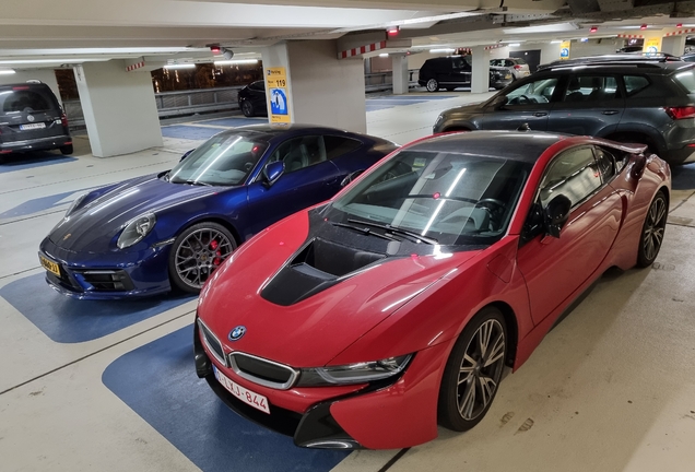 BMW i8 Protonic Red Edition