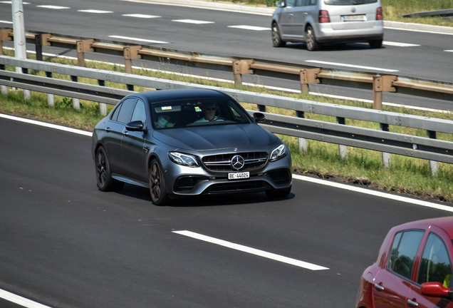 Mercedes-AMG E 63 S W213