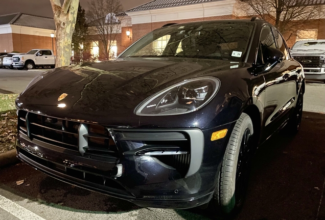 Porsche 95B Macan GTS MkII