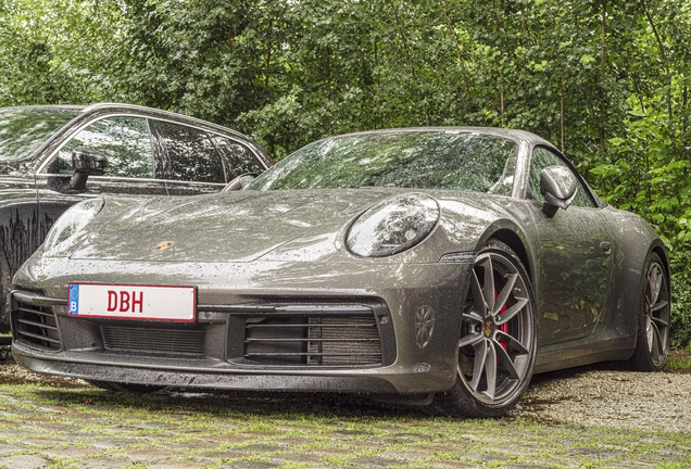 Porsche 992 Carrera 4S Cabriolet