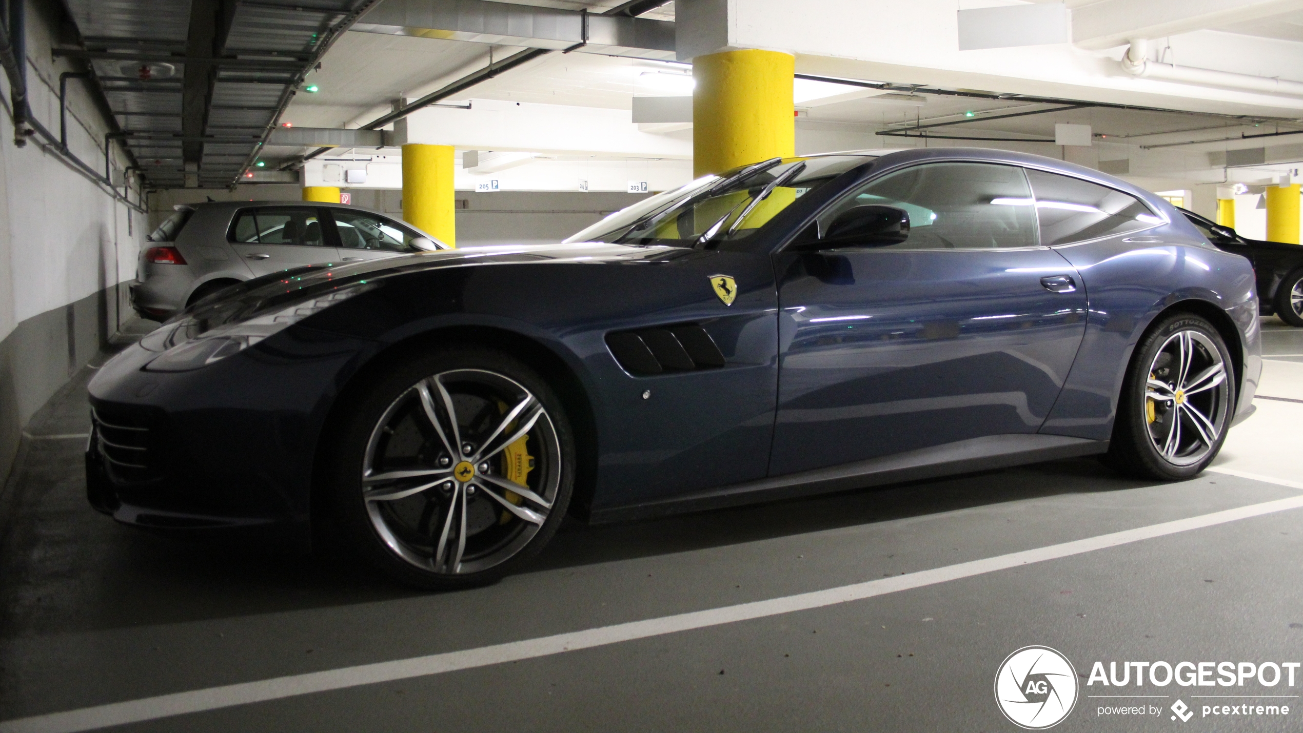 Ferrari GTC4Lusso