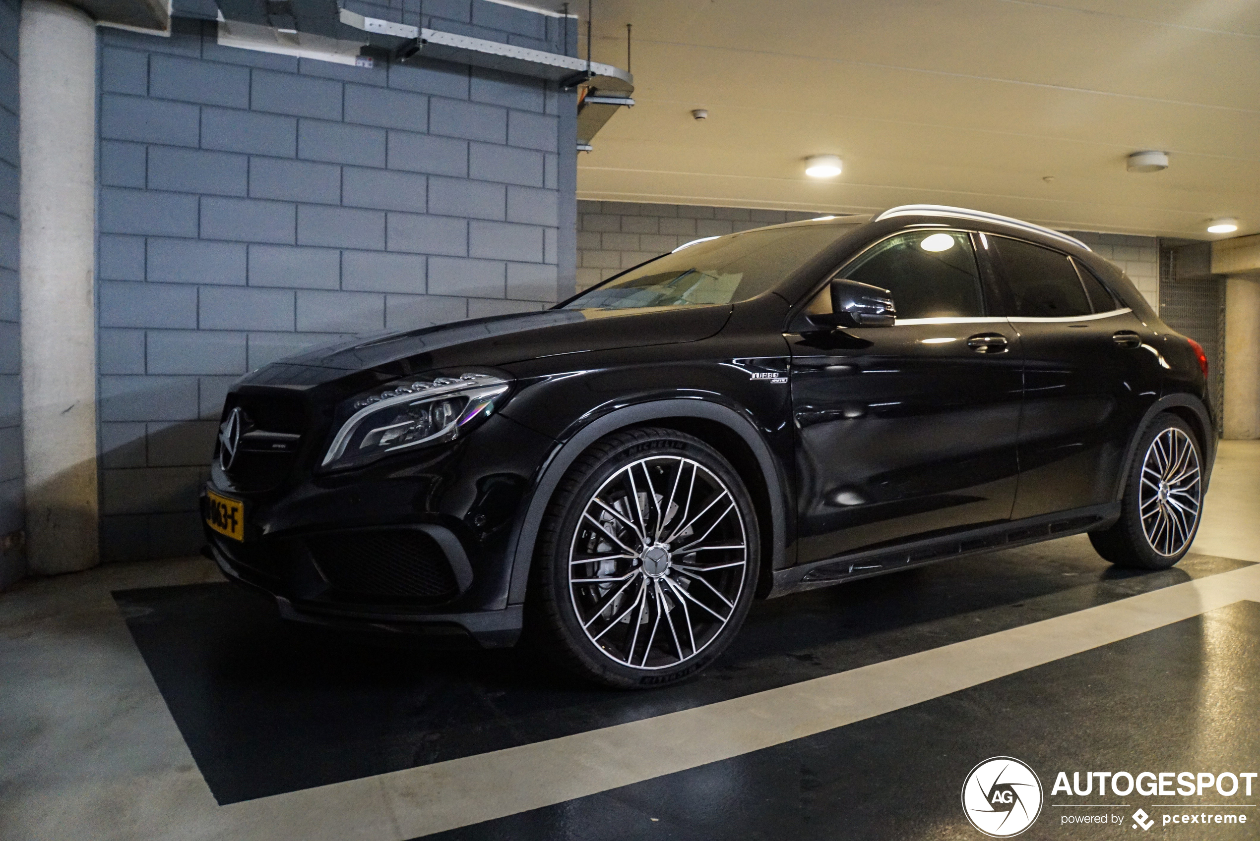 Mercedes-AMG GLA 45 X156