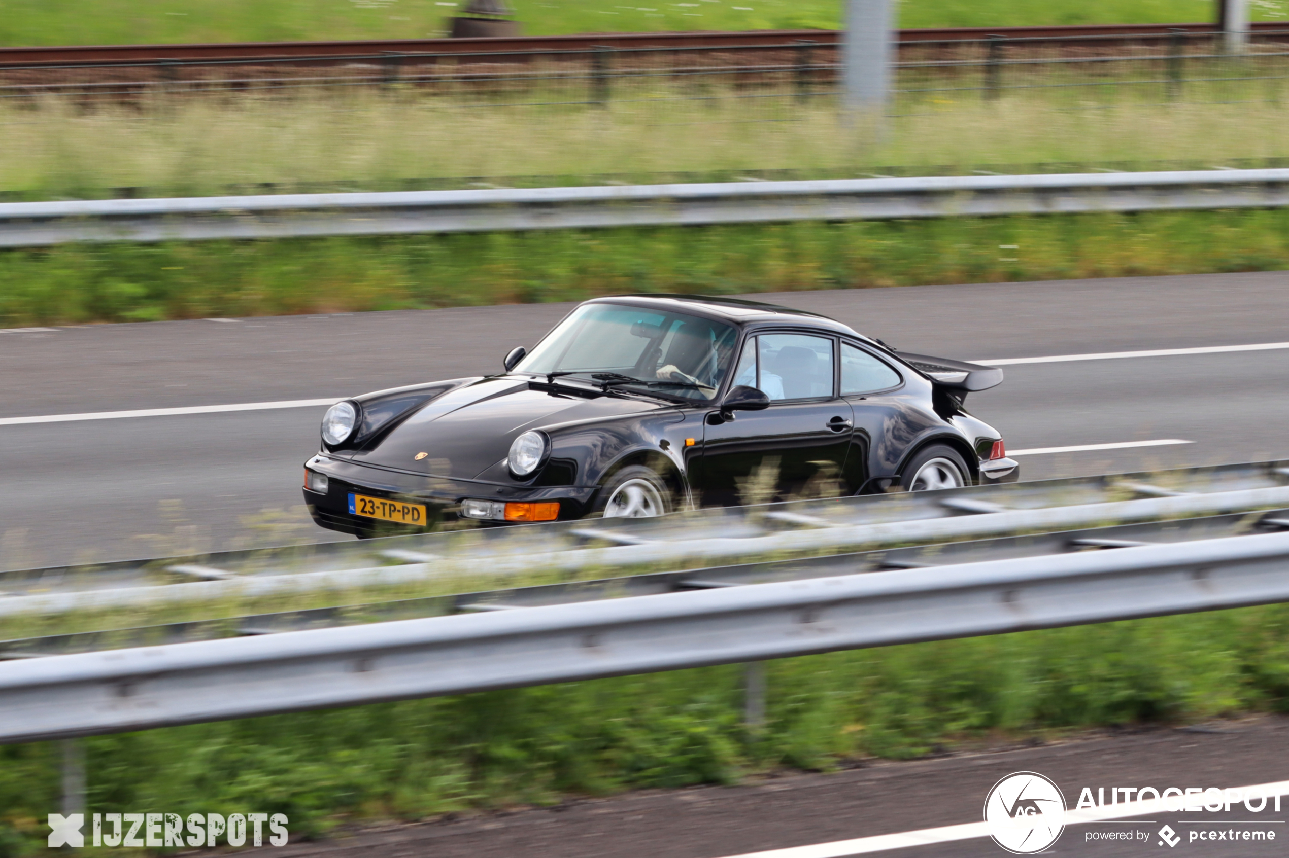 Porsche 964 Turbo S 3.3