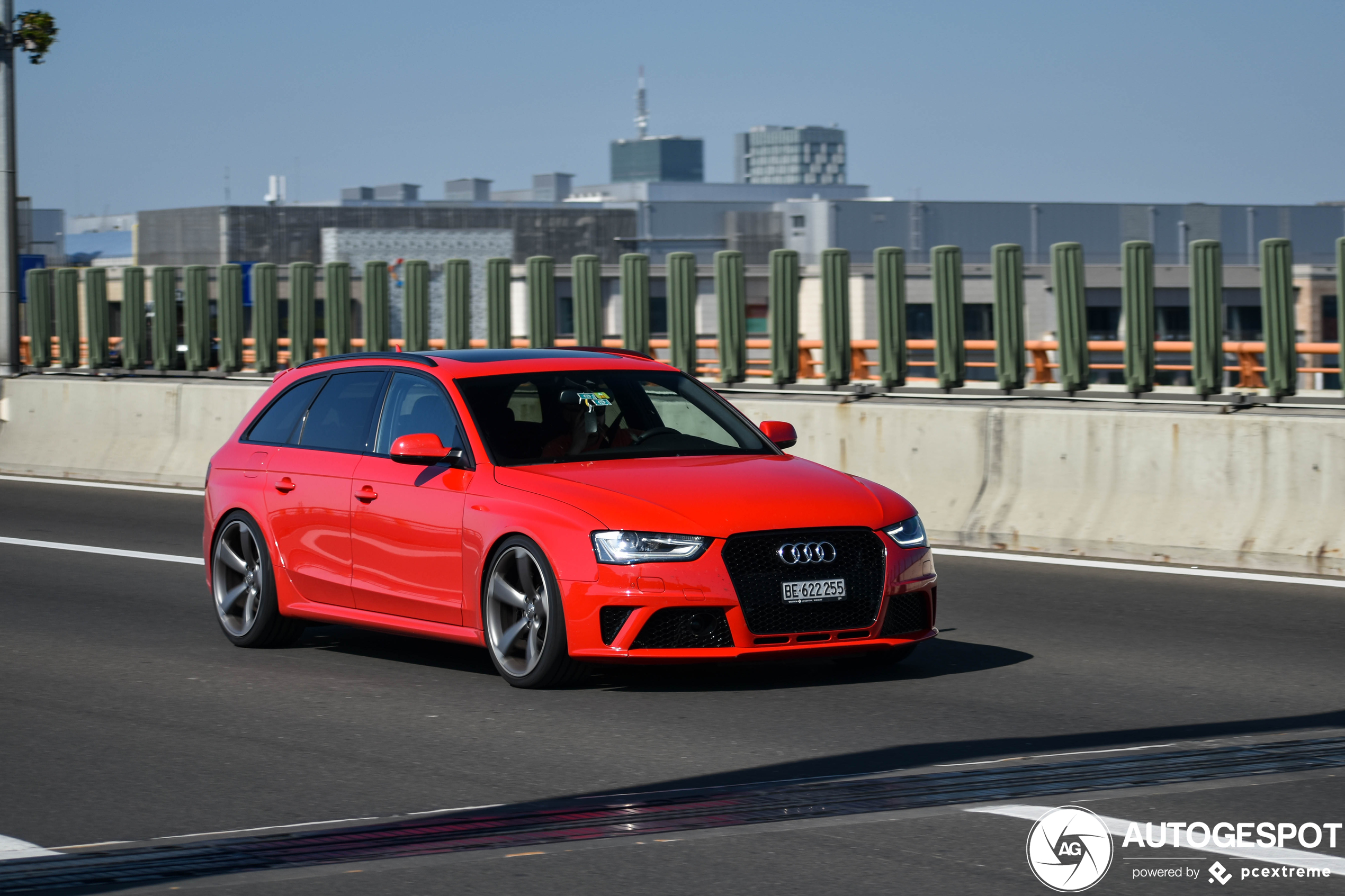 Audi RS4 Avant B8