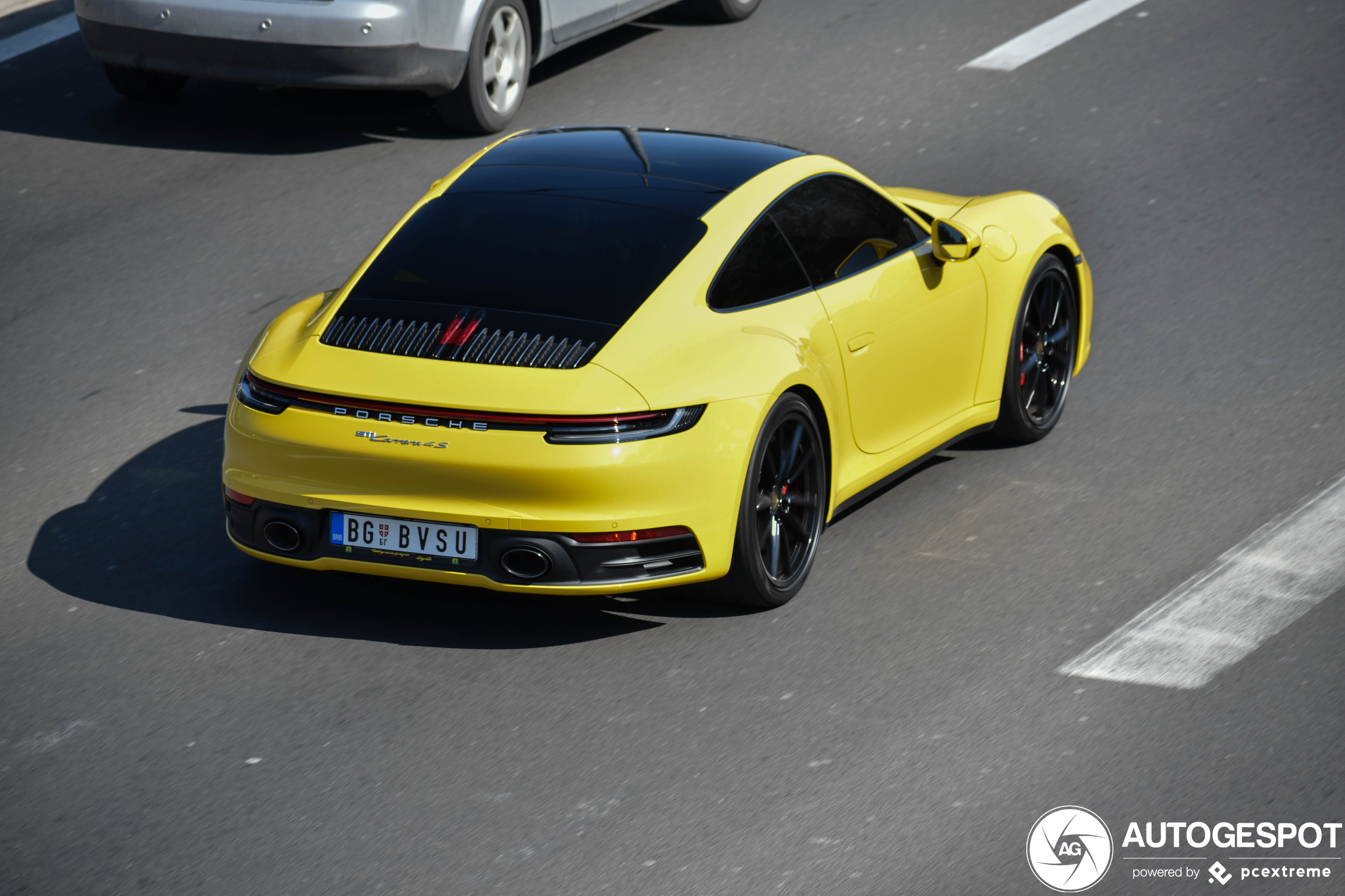 Porsche 992 Carrera 4S