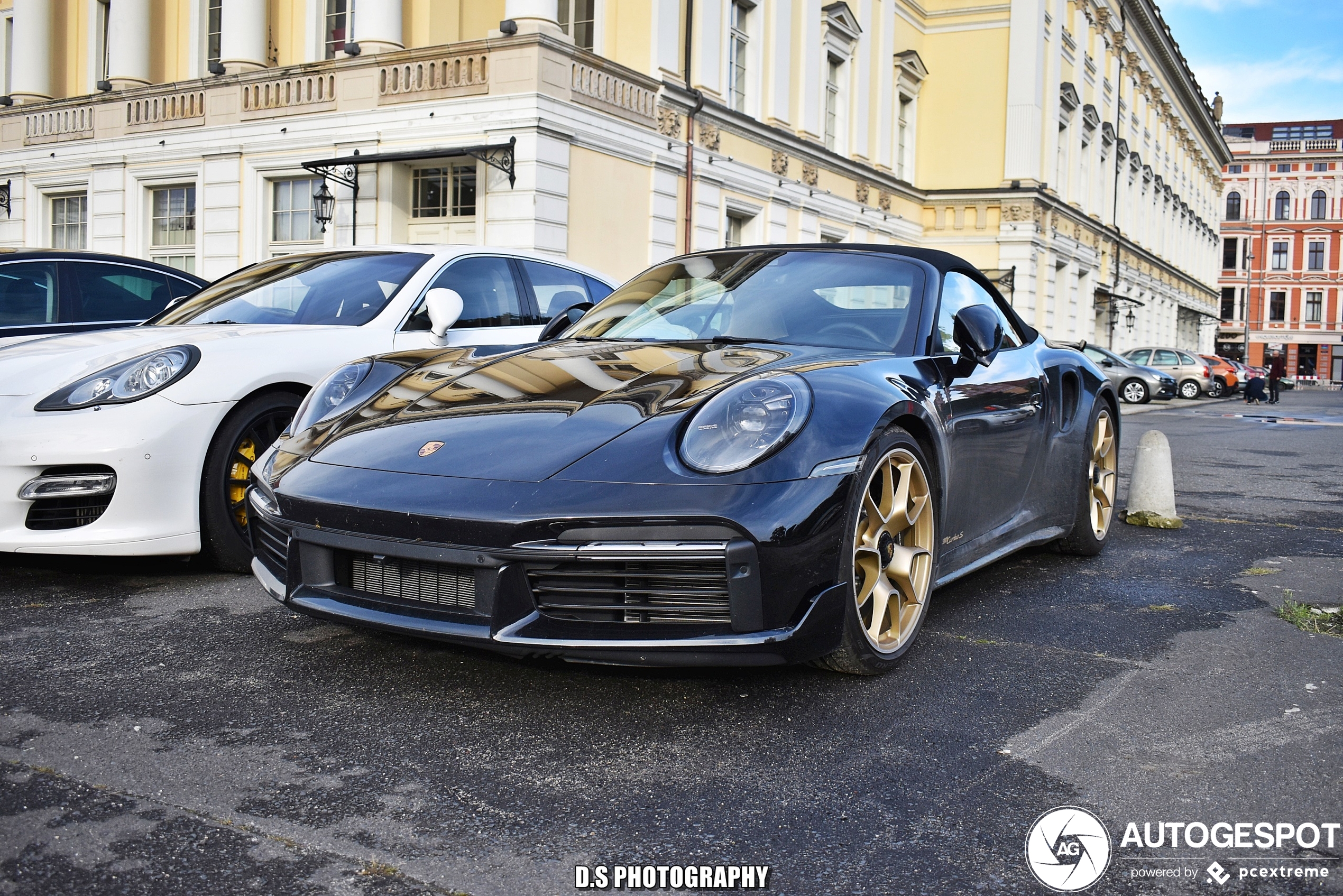 Porsche 992 Turbo S Cabriolet