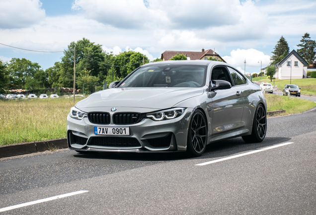 BMW M4 F82 CS