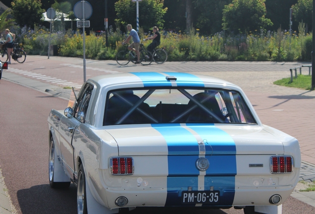 Ford Mustang Shelby G.T. 350