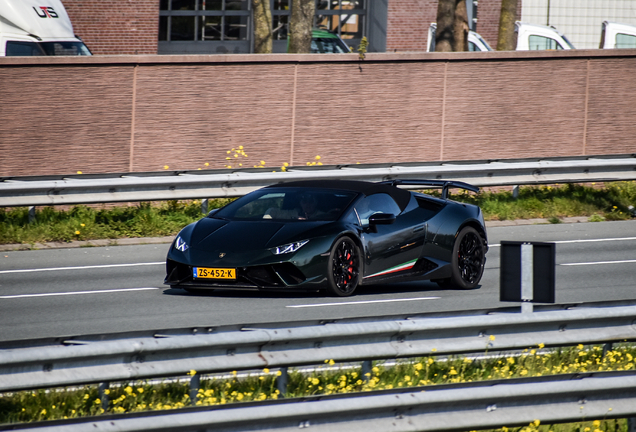 Lamborghini Huracán LP640-4 Performante Spyder