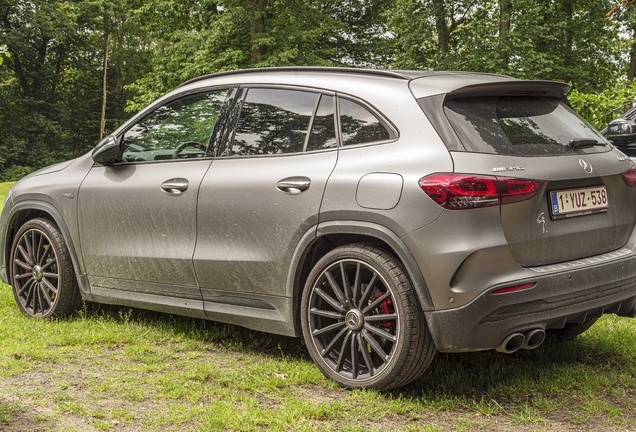 Mercedes-AMG GLA 45 S 4MATIC+ H247