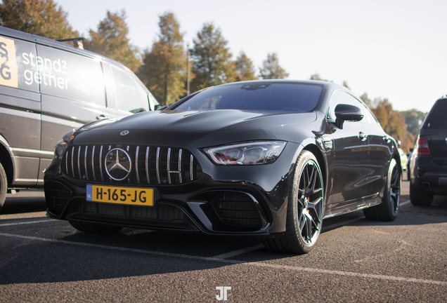 Mercedes-AMG GT 63 S X290