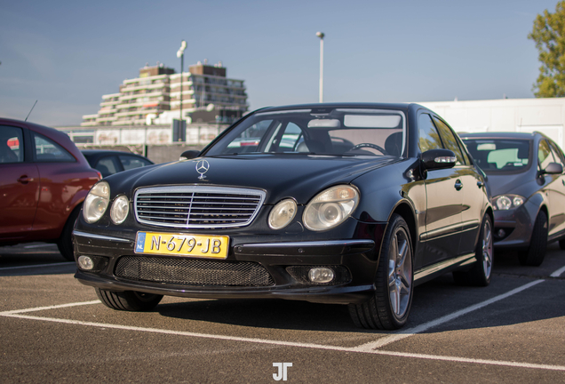 Mercedes-Benz E 55 AMG