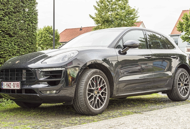 Porsche 95B Macan Turbo