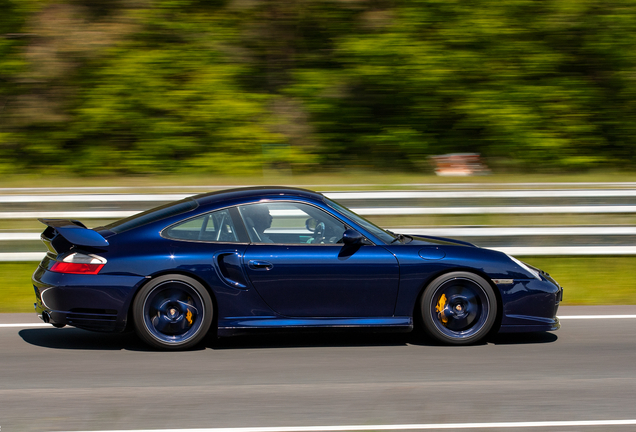 Porsche 996 GT2 Edo Competition