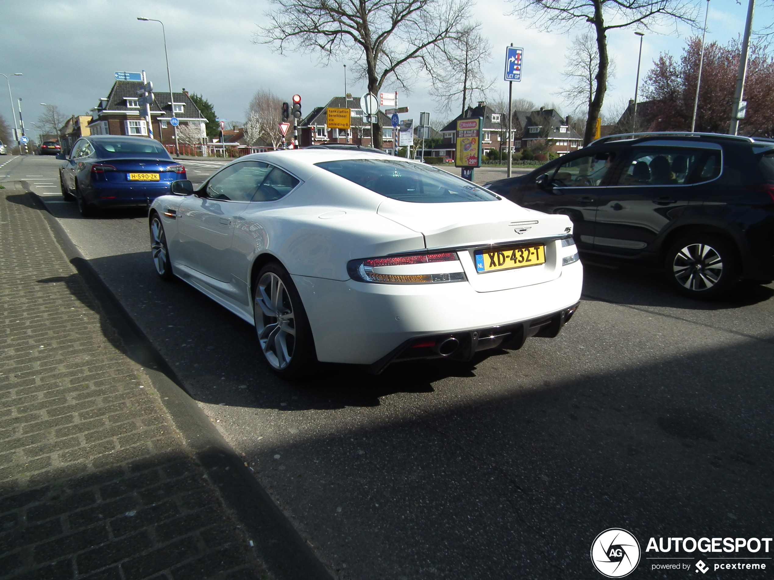 Aston Martin DBS