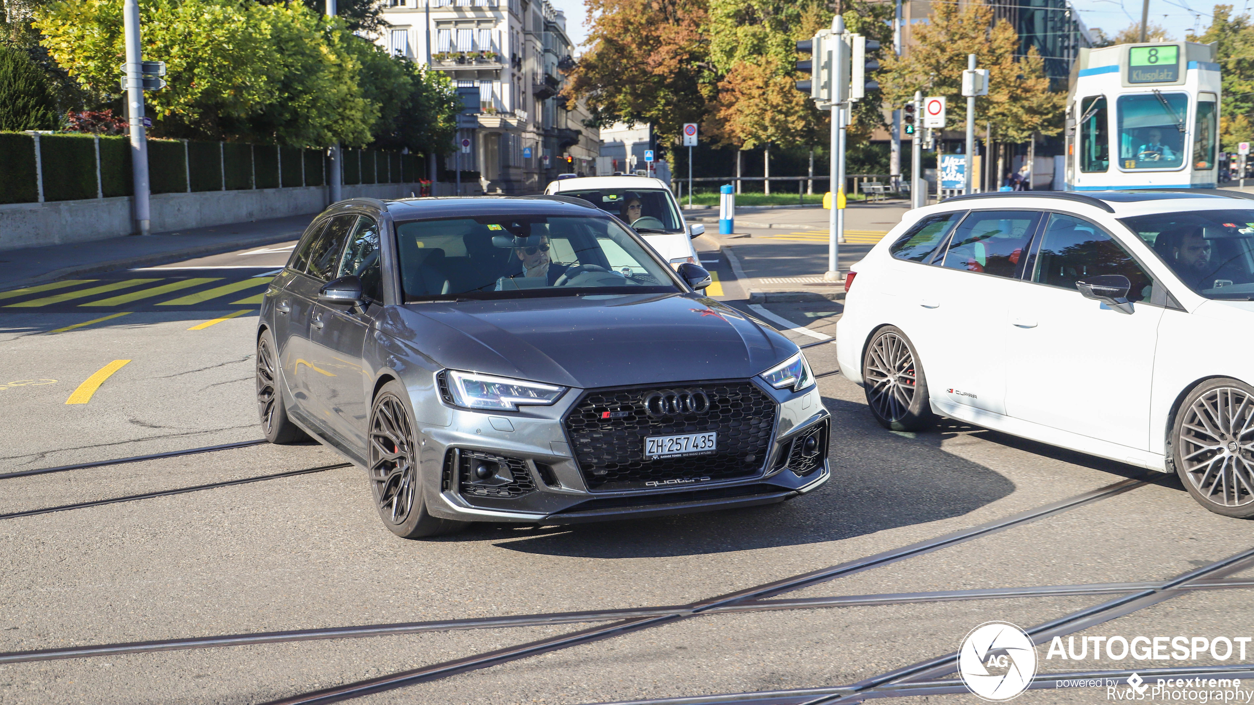 Audi RS4 Avant B9