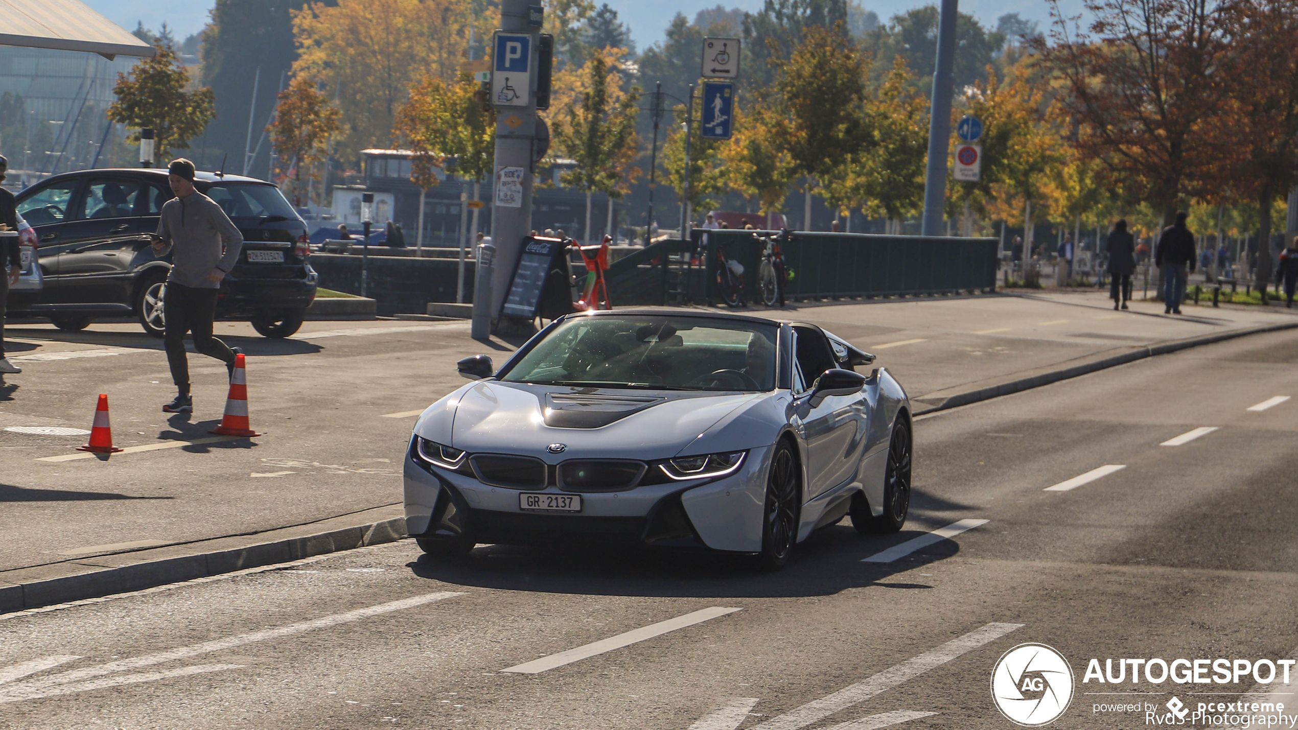 BMW i8 Roadster