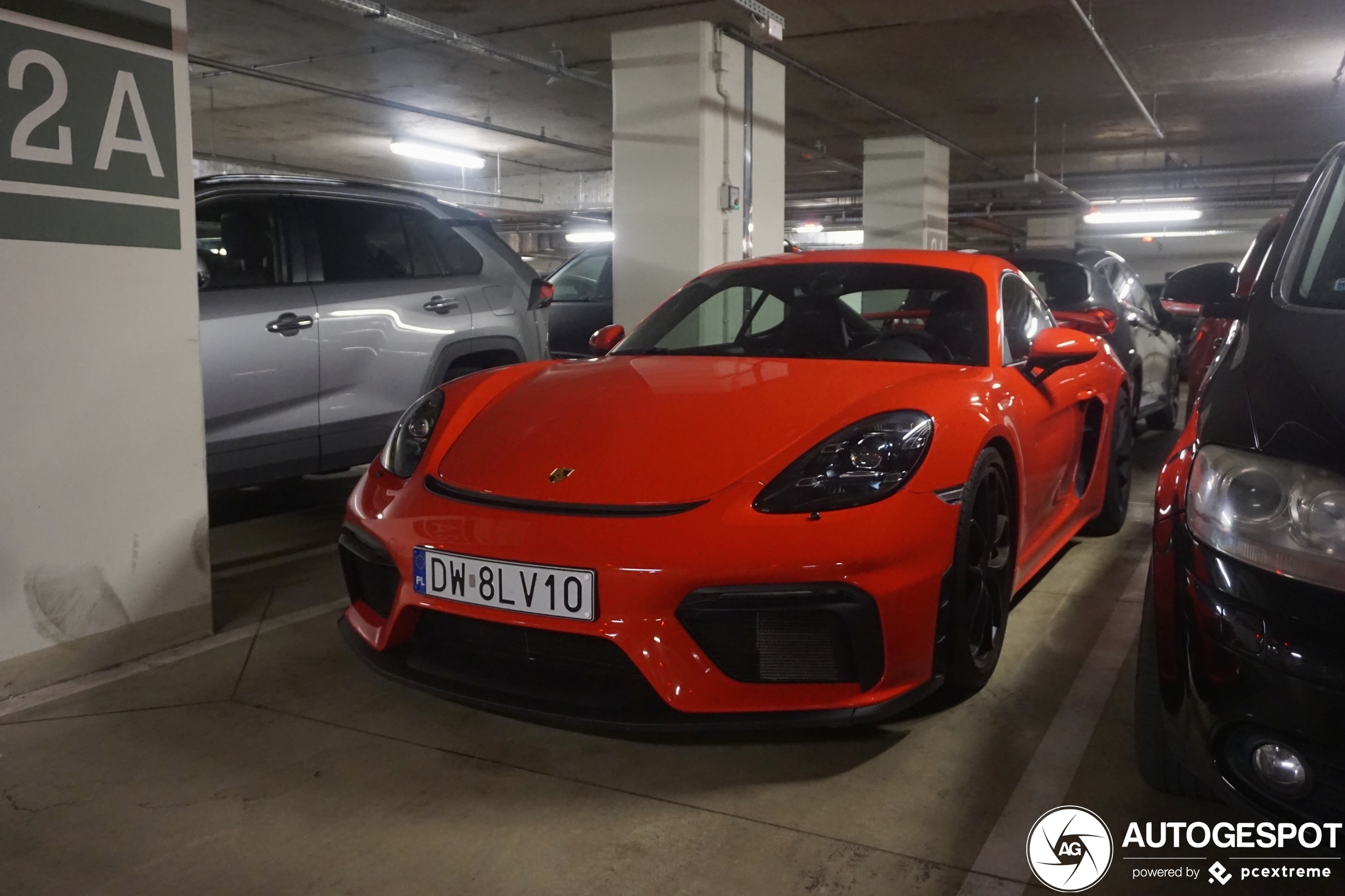 Porsche 718 Cayman GT4