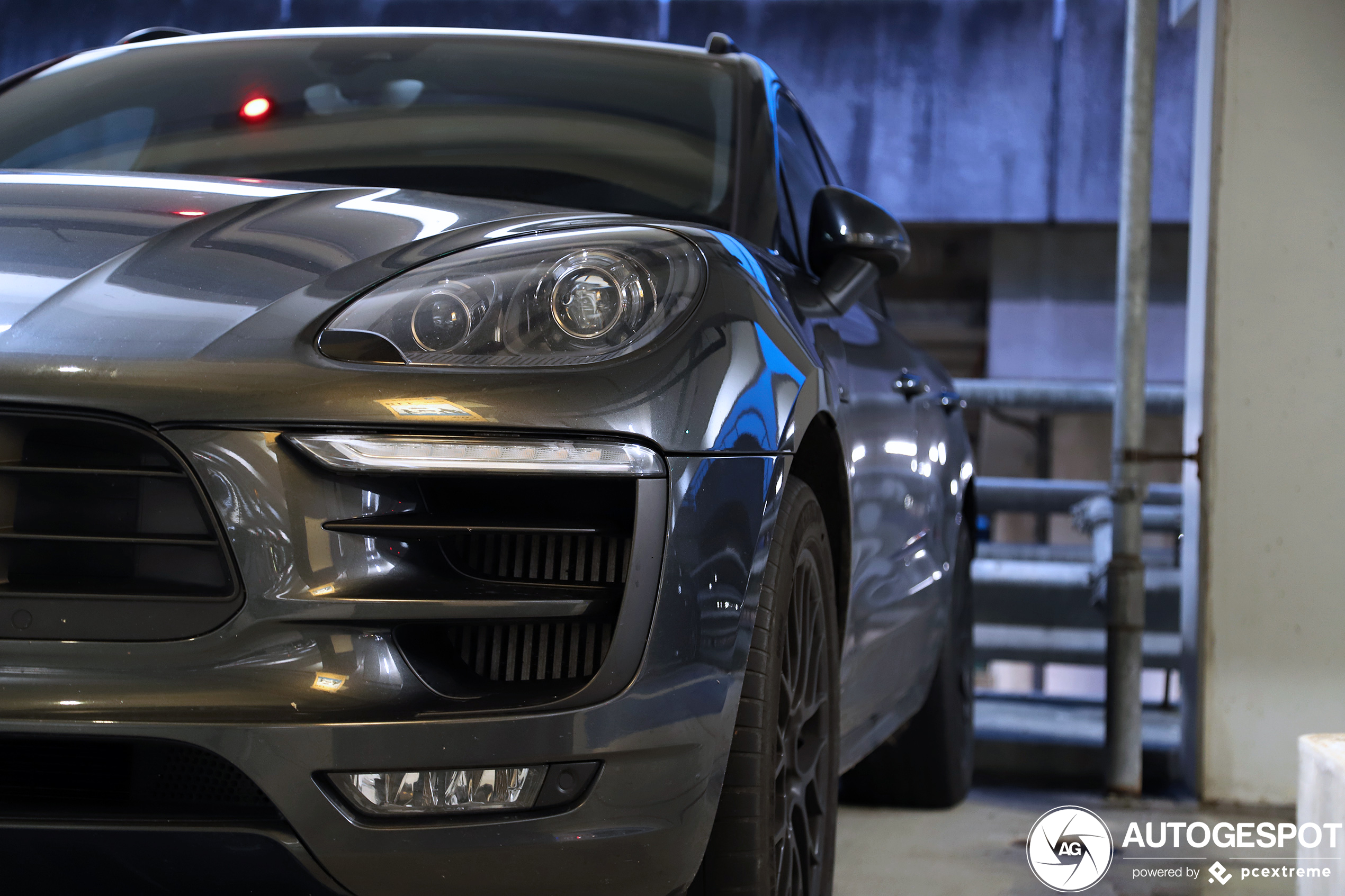 Porsche 95B Macan GTS