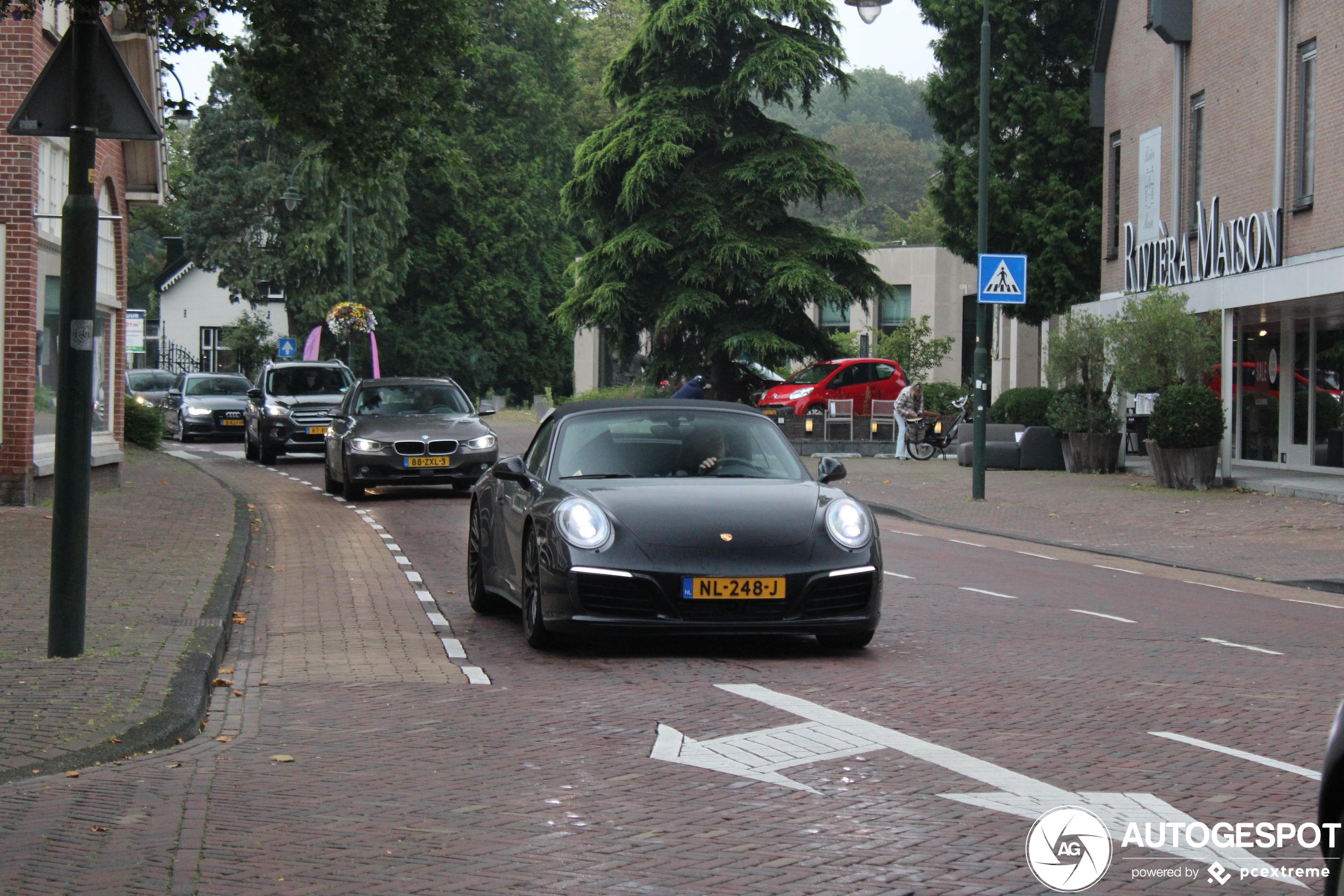 Porsche 991 Carrera 4S Cabriolet MkII