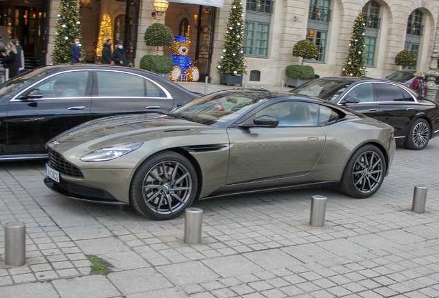 Aston Martin DB11