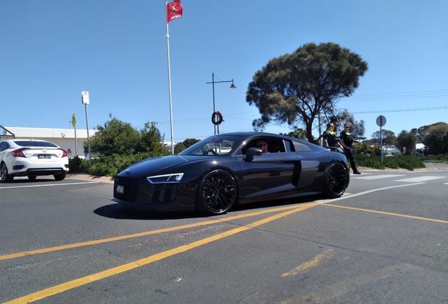 Audi R8 V10 Plus 2015