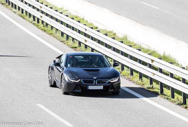 BMW i8