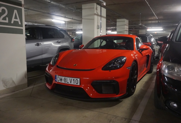 Porsche 718 Cayman GT4