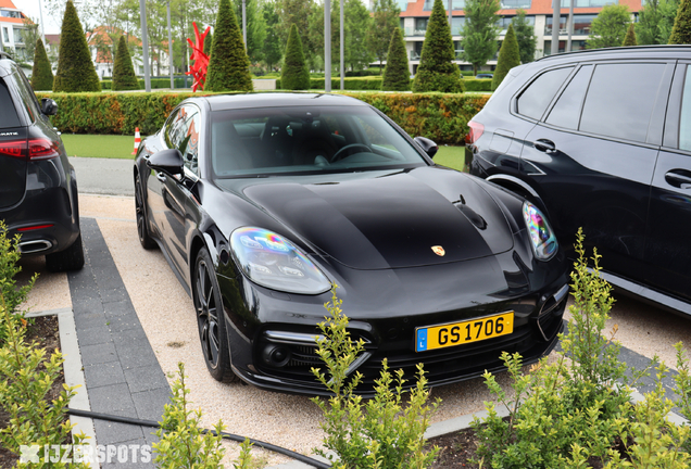 Porsche 971 Panamera Turbo