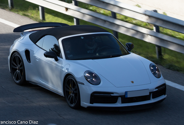 Porsche 992 Turbo S Cabriolet