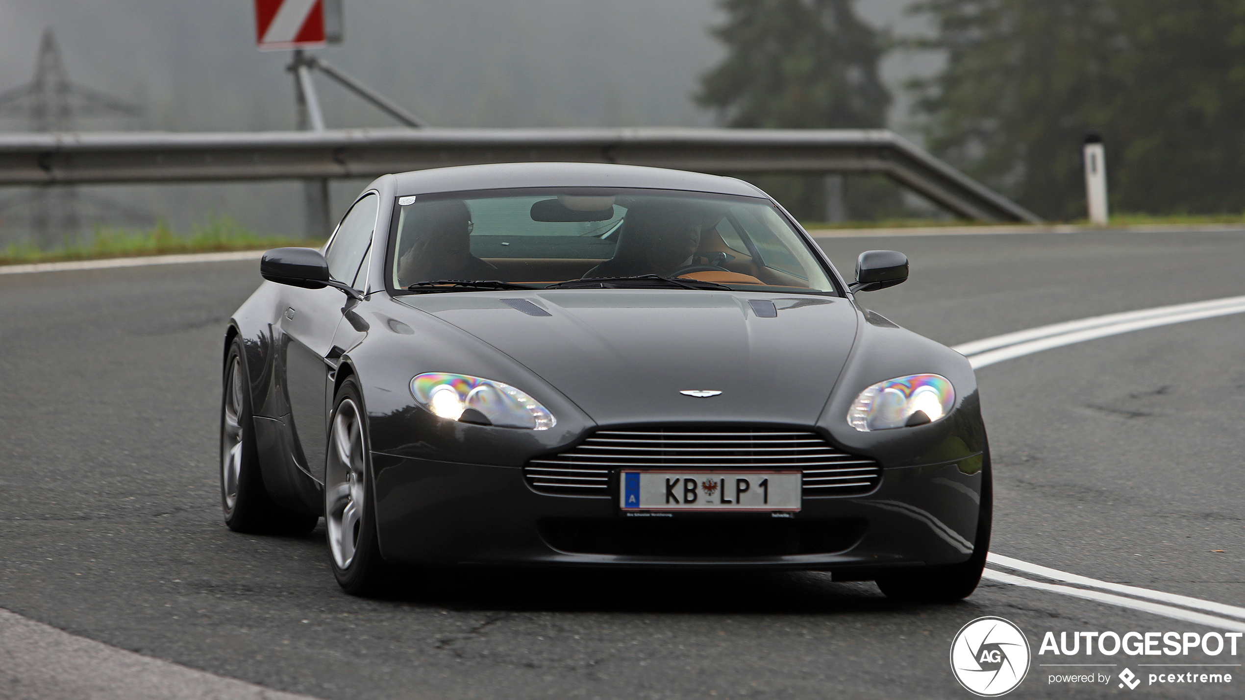 Aston Martin V8 Vantage