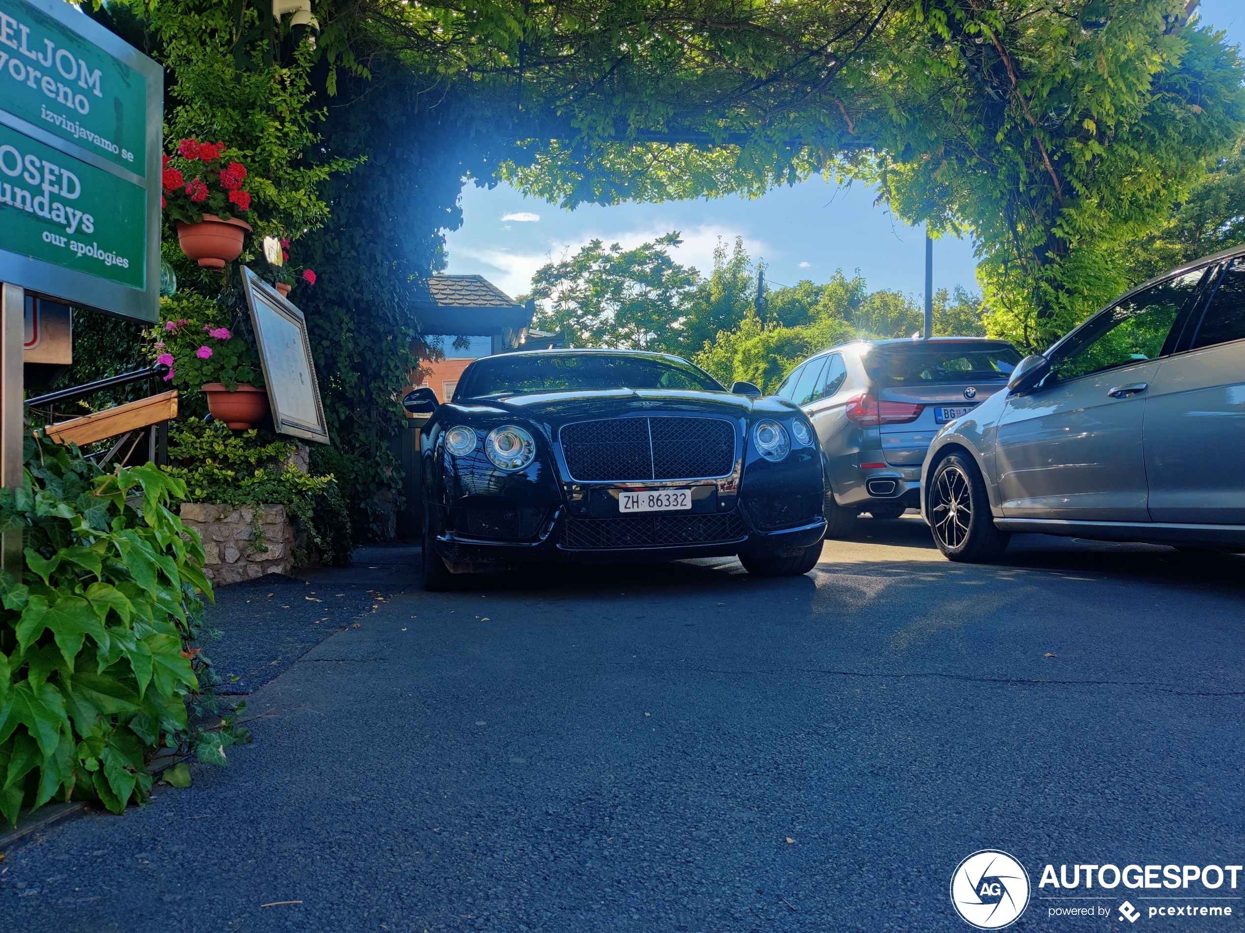 Bentley Continental GT V8