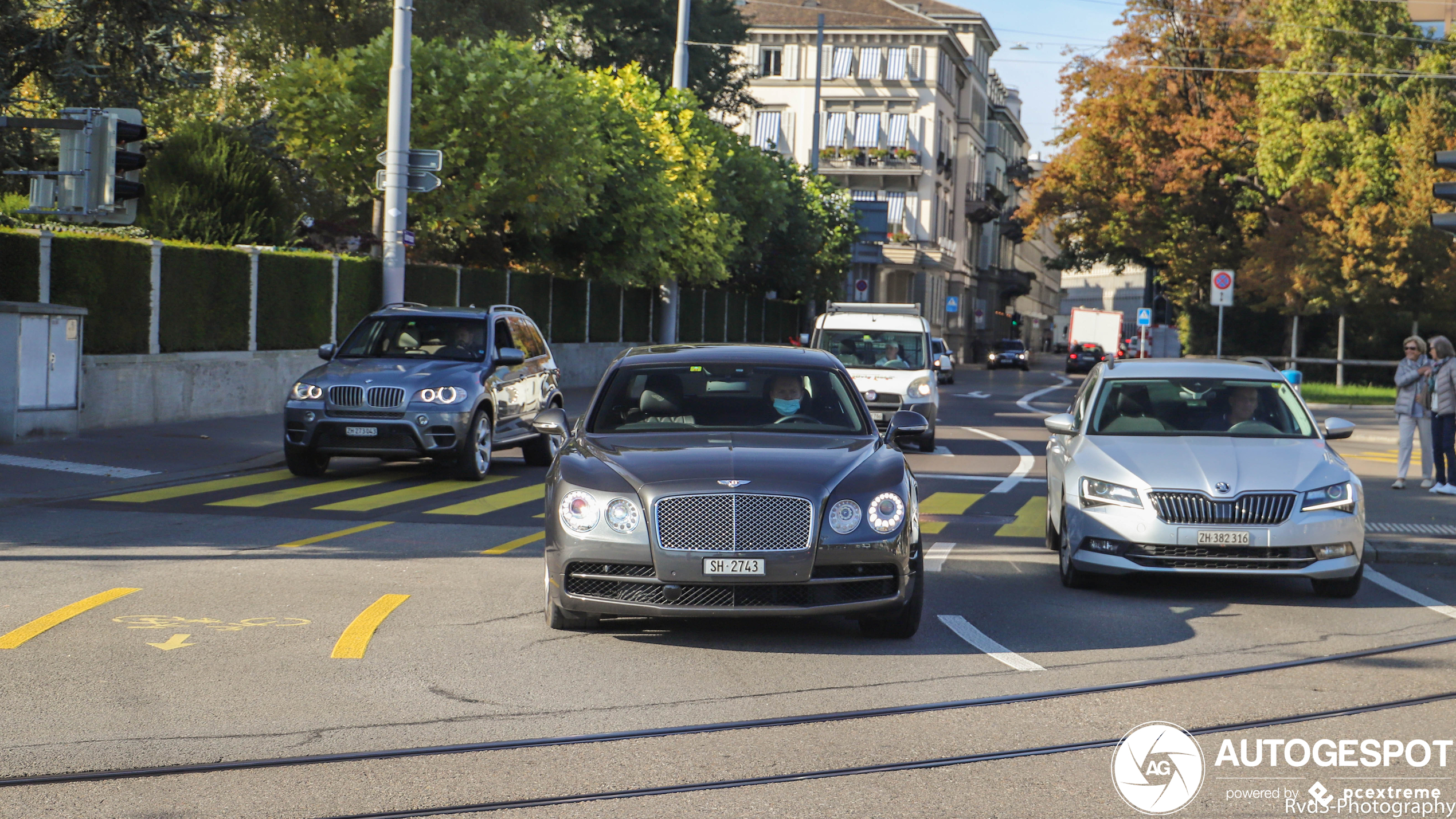 Bentley Flying Spur V8