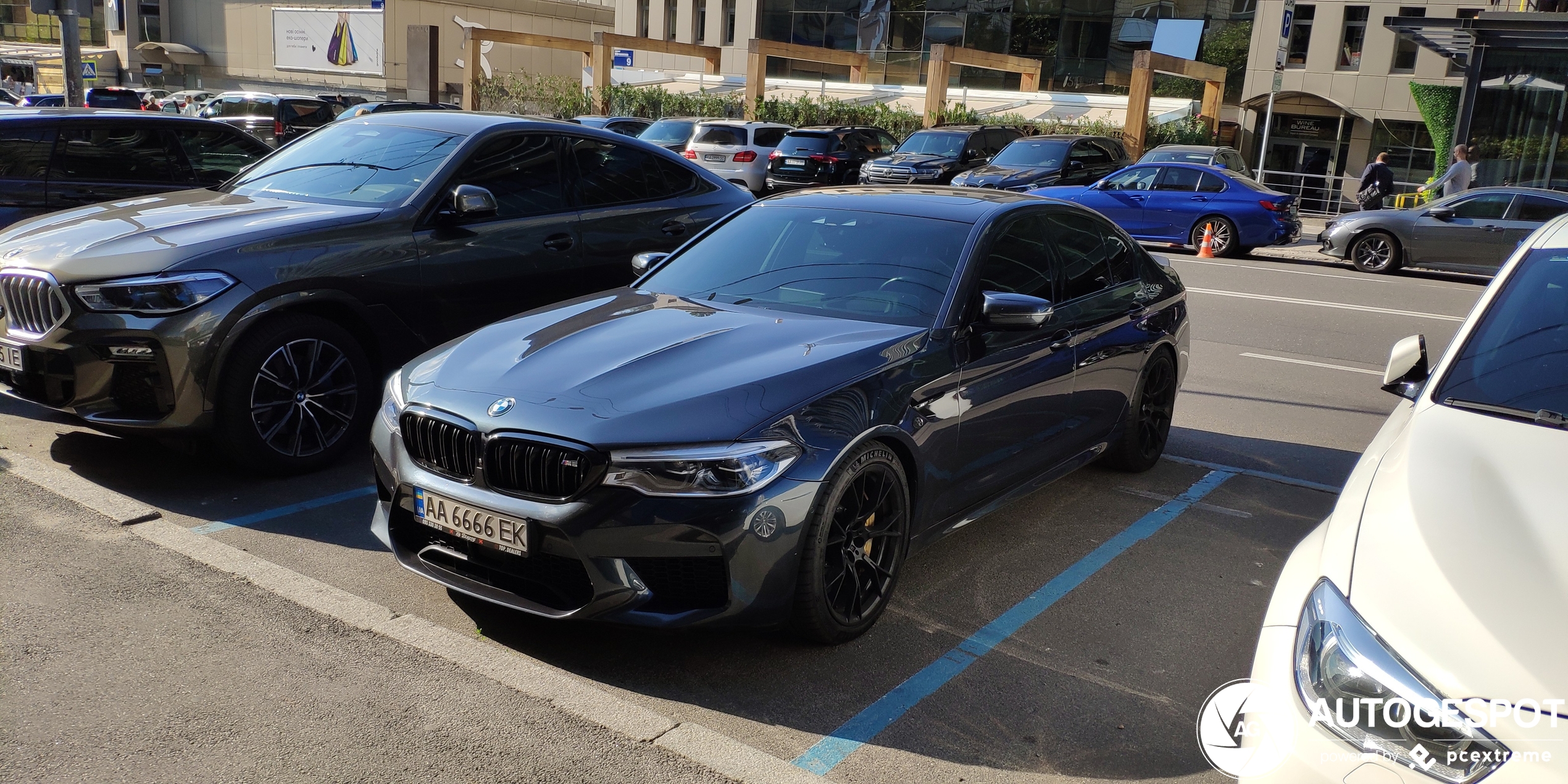 BMW M5 F90